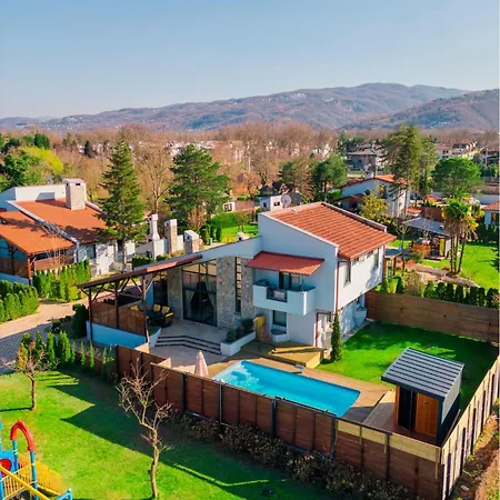 Villa Monk By The Lake Sapanca *
