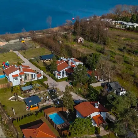 Villa Monk By The Lake Sapanca
